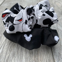 Mickey - Scrunchie - hair tie - scrunchies